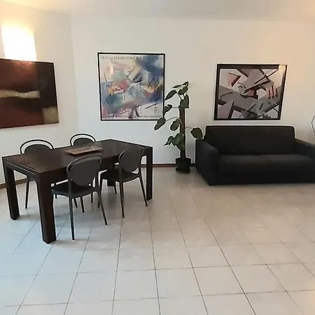 Apartman Casa Olimpia 52 *